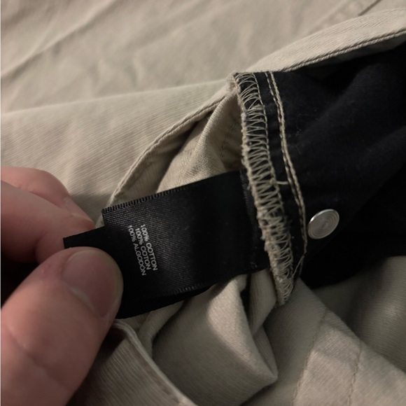 Kenneth Cole New York Men’s Khaki Pants 32x32 - Picture 4 of 4